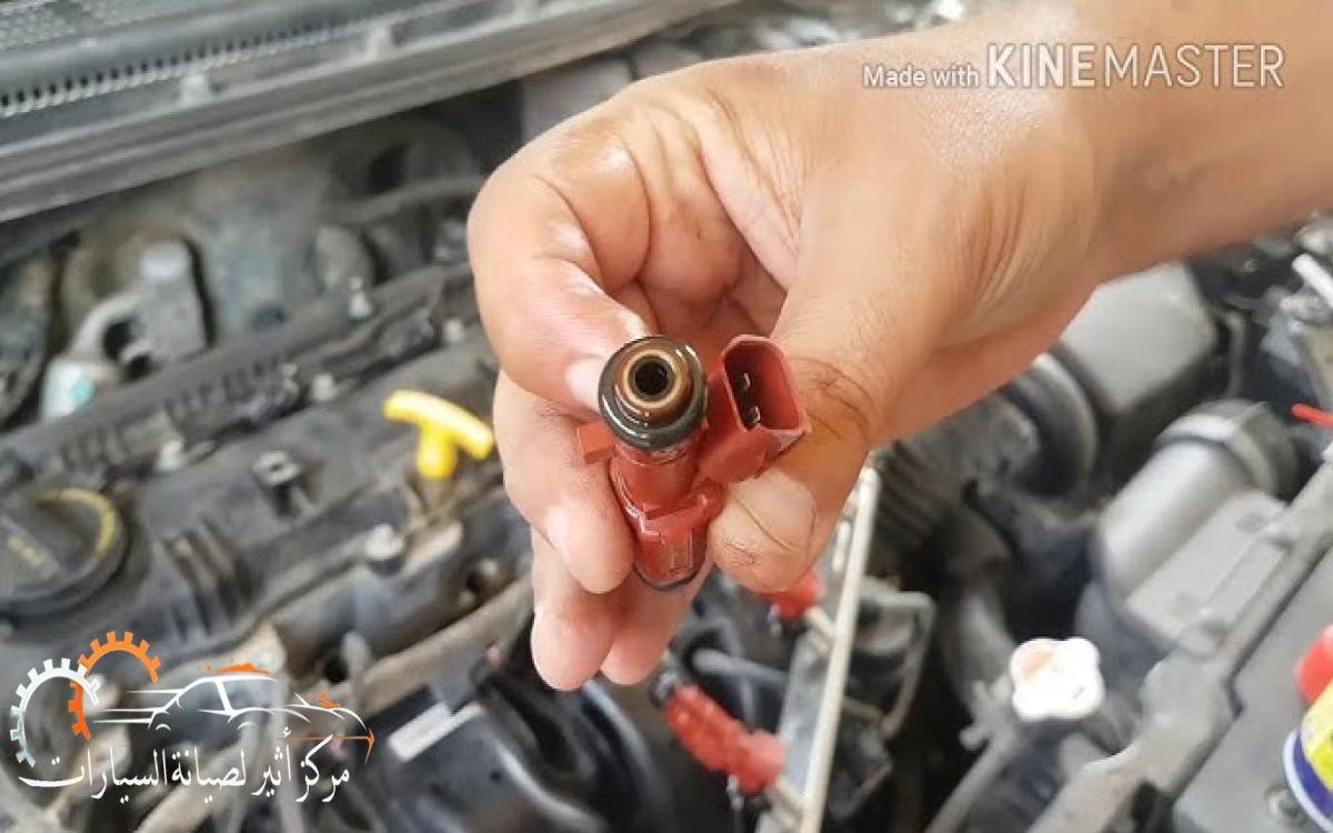 طرق تنظيف بخاخات السيارات في الرياض لضمان أداء المحرك المثالي.